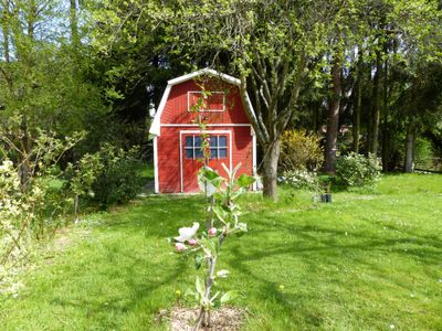 Garten mit Gartenhäuschen