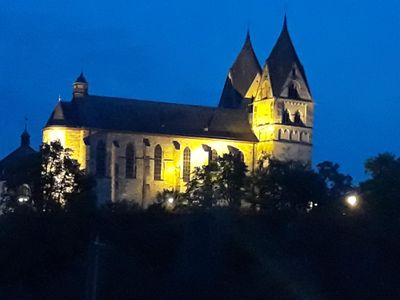 Blick auf den Dom bei Nacht