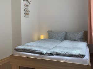 23393082-Ferienwohnung-6--300x225-4