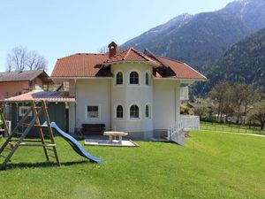 Landhaus Bürse im Sommer