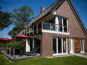 19290550-Ferienwohnung-2--300x225-4