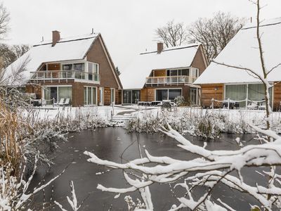 Residenz am kleinen Meer im Winter