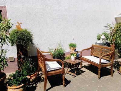 Lauschiges Plätzchen im geschützten Innenhof