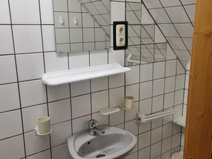 23468604-Ferienwohnung-4--300x225-3