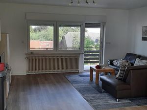 23473627-Ferienwohnung-2--300x225-4