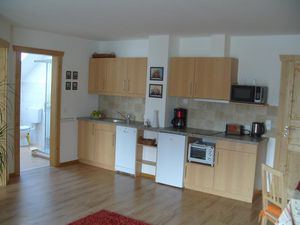 23474028-Ferienwohnung-5--300x225-3