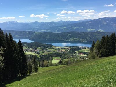 der See und die Berge