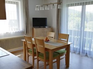 23474079-Ferienwohnung-4--300x225-1