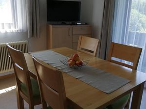 23474079-Ferienwohnung-4--300x225-5