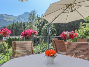 Rosenhof Frühstück - Panorama-Terrasse Bergblick