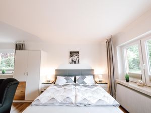 23481653-Ferienwohnung-2--300x225-3