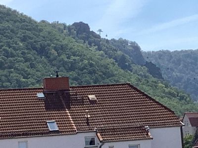 Blick zur Seilbahn und Hexentanzplatz