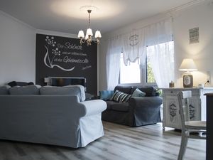 19053504-Ferienwohnung-6--300x225-2