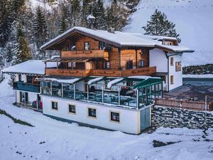 GUGGENBICHL-KAPRUN-Winter-Aussen-006_Easy-Resize.c