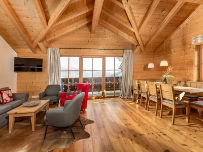 Offener Wohnbereich in den Lodges