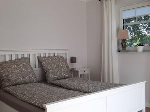 23505753-Ferienwohnung-4--300x225-4