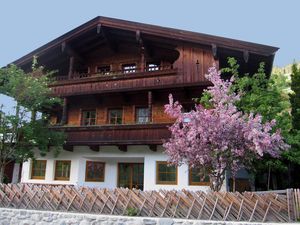 Conny's Landhaus_Alpbachtal_Außen_Sommer