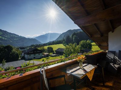 Wunderschöne Aussicht vom Balkon auf das Hochjoch