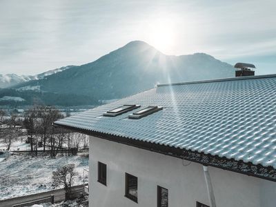 sunny_mountain_alpbachtal_ausblick_haus