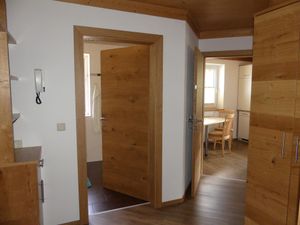 23536865-Ferienwohnung-2--300x225-5