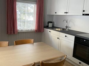 23125229-Ferienwohnung-5--300x225-3