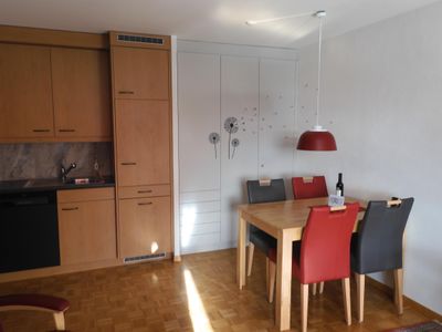 Essplatz + Einbauschrank