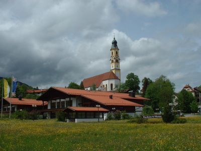 Frühjahr Kirche
