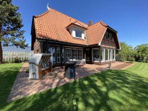 Große teilüberdachte Terrasse