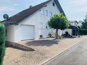 18807468-Ferienwohnung-4--300x225-0