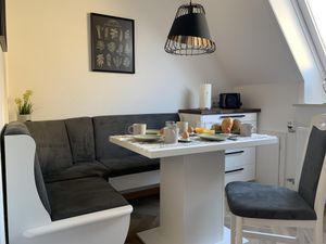 23587212-Ferienwohnung-4--300x225-2