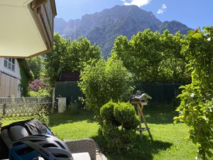 Blick von der Terrasse auf den Karwendel