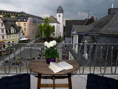 Balkon mit Blick auf den Alten Markt