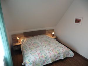 23640945-Ferienwohnung-5--300x225-4