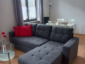 18703184-Ferienwohnung-3--300x225-1