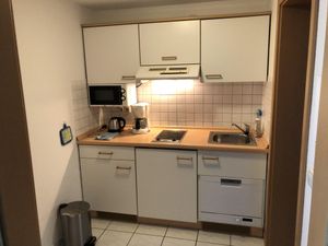 23557060-Ferienwohnung-2--300x225-5