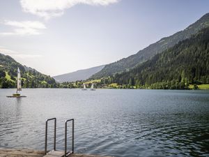 125-7437-LR_aktiv_brennseehof_feldamsee©gert_perau