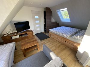 22048877-Ferienwohnung-4--300x225-1