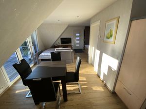 22048877-Ferienwohnung-4--300x225-4