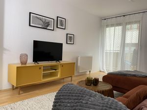 23668406-Ferienwohnung-2--300x225-2