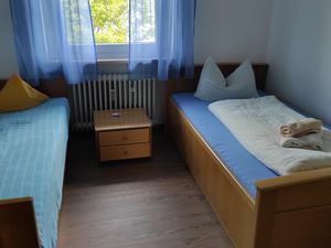 17932582-Ferienwohnung-6--300x225-3