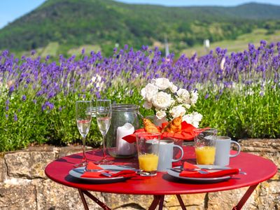 Frühstück mit Blick zur Haardt