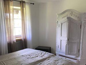 18196562-Ferienwohnung-2--300x225-5