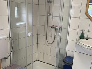 23699758-Ferienwohnung-2--300x225-5