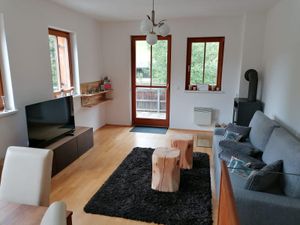 23700294-Ferienwohnung-8--300x225-2