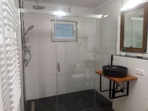 23703726-Ferienwohnung-4--300x225-2