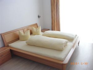 23783340-Ferienwohnung-6--300x225-2