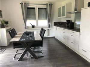 23827281-Ferienwohnung-2--300x225-3