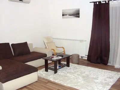 Ferienwohnung für 9 Personen in Žrnovo 9/10
