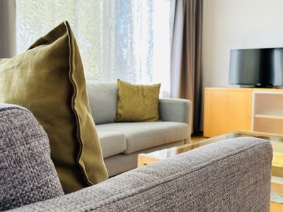 Komfort Apartment - Couchsessel im Wohnzimmer