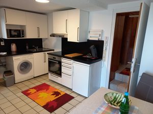 23534524-Ferienwohnung-1--300x225-4